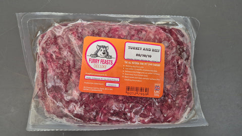 FURRY FEASTS TURKEY & BEEF DELUXE